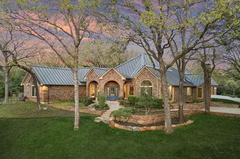 3812 Valley View Ln, Flower Mound, TX 75022