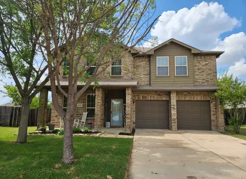 2904 Big Horn Bluff Ct, Fort Worth, TX 76108