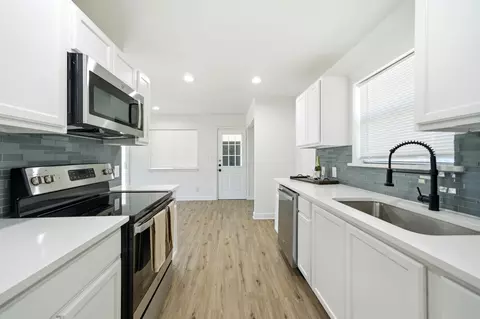 Kitchen - 619 9th St, Terrell, TX 75160 photo 3 of 3