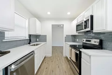 Kitchen - 619 9th St, Terrell, TX 75160 photo 1 of 3