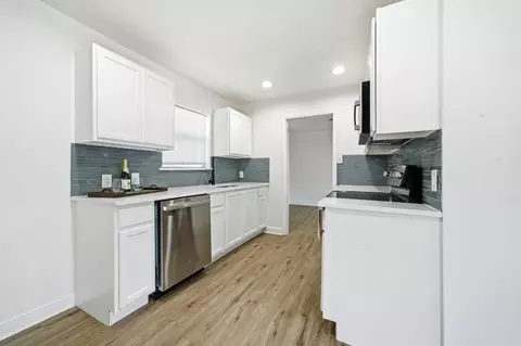 Kitchen - 619 9th St, Terrell, TX 75160 photo 2 of 3