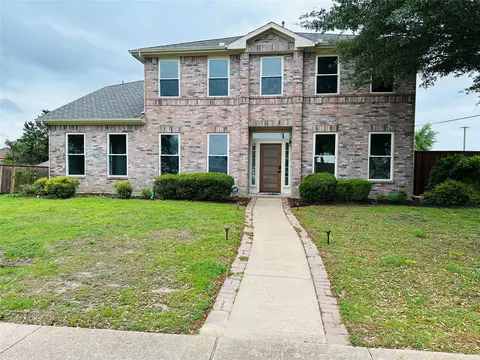 748 Longleaf Dr, Desoto, TX 75115
