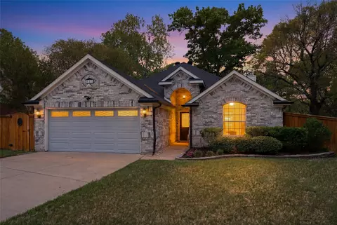 843 Yellow Tavern Ct, Grand Prairie, TX 75052