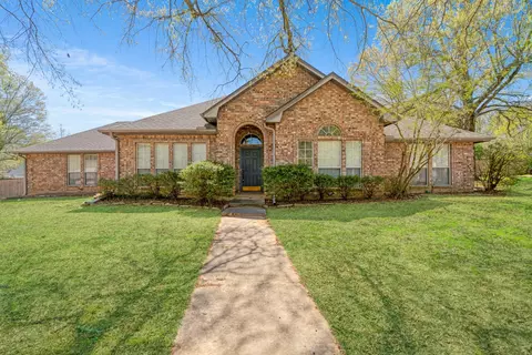 4310 Sleepy Holw, Reno, TX 75462