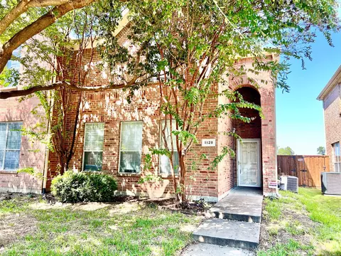 1128 Jamie Dr, Grand Prairie, TX 75052