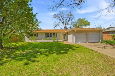1310 N Cleveland Ave, Stephenville, TX 76401