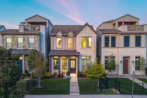 5451 Ashby Grove St, Dallas, TX 75209