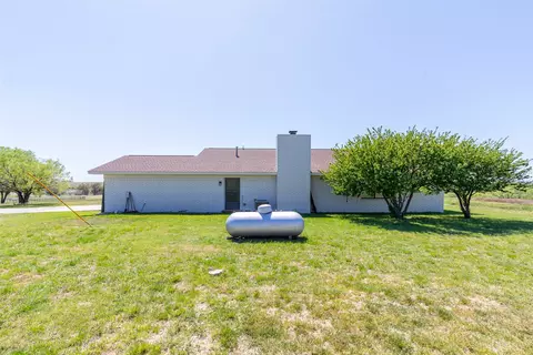 Exterior - 642 Fm 3200, Comanche, TX 76442 photo 6 of 6