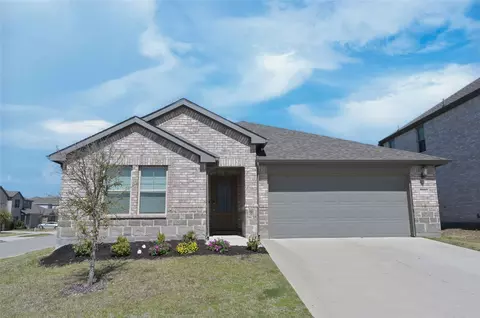 2536 Peoria Dr, Fort Worth, TX 76179