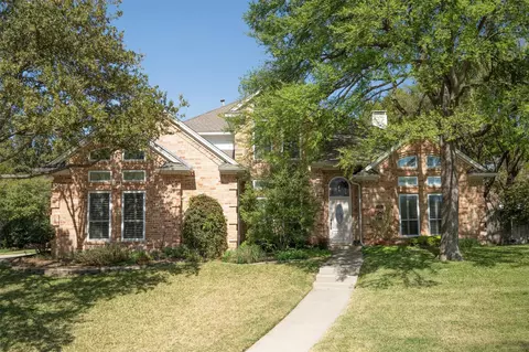 405 Leigh Ct, Highland Village, TX 75077