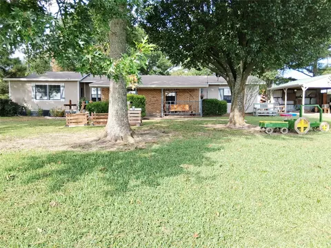 8140 Fm 513 S, Lone Oak, TX 75453