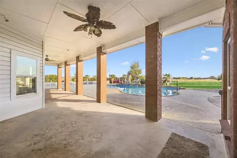 Exterior - 2751 Mitchell Rd, Krum, TX 76249 photo 4 of 9