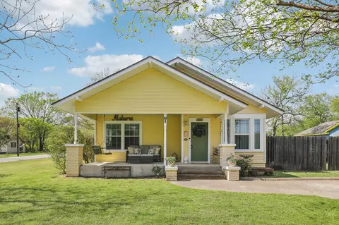601 Williams St, Waxahachie, TX 75165