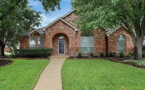 7901 Chaddington Dr, North Richland Hills, TX 76182