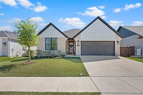 7153 Talon Dr, Fort Worth, TX 76179