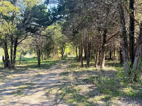 1744 Winchester Dr, Moody, TX 76557