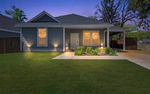6104 Chickasaw Dr, Mabank, TX 75156