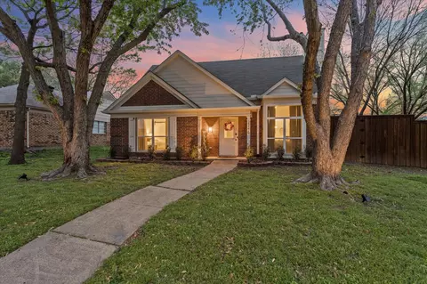 2245 Villawood Ln, Garland, TX 75040