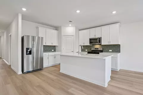 2016 Colt Ct, Seagoville, TX 75159