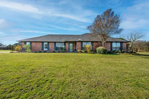 105 Cedar Rdg, Lowry Crossing, TX 75069