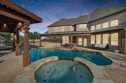 4500 Mahogany Ln, Copper Canyon, TX 75077