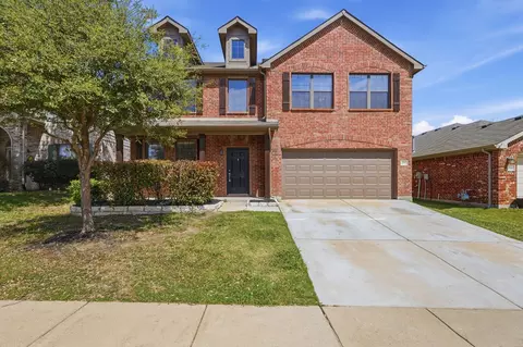 4301 Summer Star Ln, Fort Worth, TX 76244