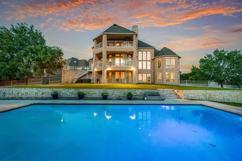 8800 Summit Point Ct, Fort Worth, TX 76179