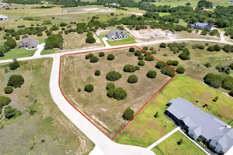 301 Elliott Ct, Cresson, TX 76035