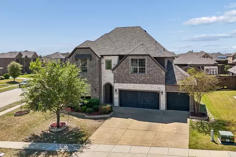 1341 Canary Ln, Forney, TX 75126