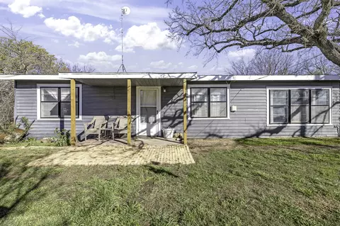 132 Maple St, Dublin, TX 76446