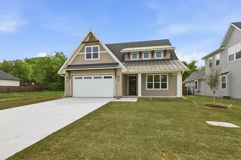 216 Village Way, Argyle, TX 76226