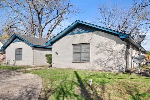 700 W 3rd Ave, Corsicana, TX 75110