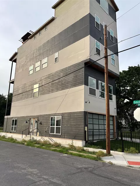 1401 Seegar St, Dallas, TX 75215