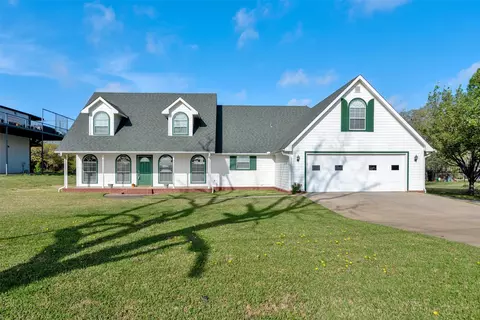 199 Chaparral Estates Dr, Denison, TX 75021