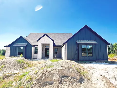1102 Silver Sage Trl, Weatherford, TX 76085