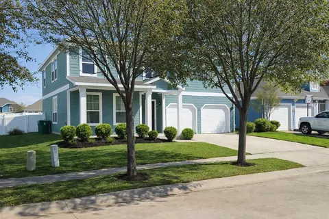 9017 Cranston Ct, Providence Village, TX 76227
