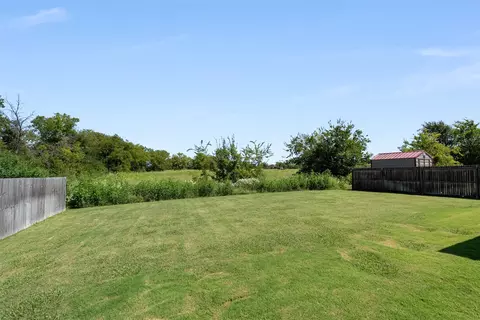 Exterior - 106 Willowbend Loop, Mabank, TX 75147 photo 3 of 4