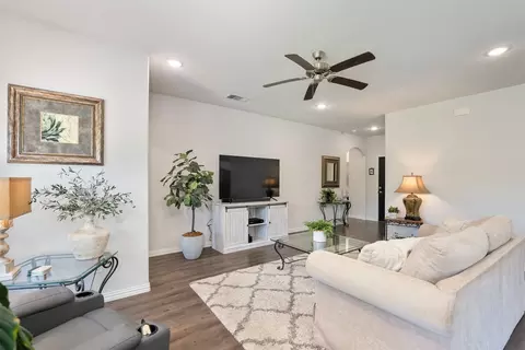 Other - 106 Willowbend Loop, Mabank, TX 75147 photo 2 of 8