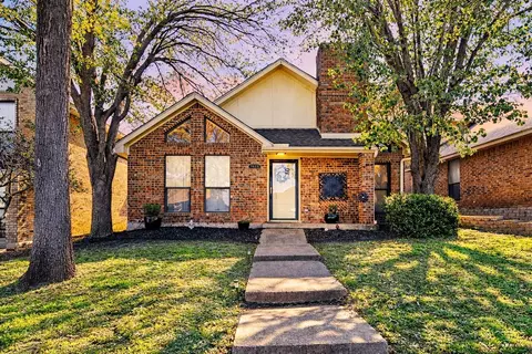 1444 Homestead Ln, Carrollton, TX 75007