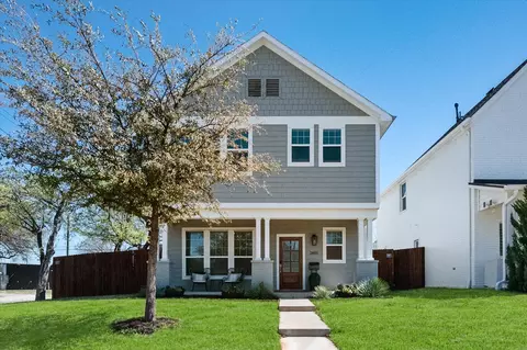 2801 Livingston Ave, Fort Worth, TX 76110