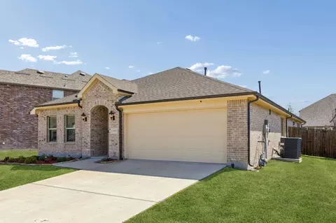 Exterior - 1105 Mapleton Dr, Anna, TX 75409 photo 3 of 3