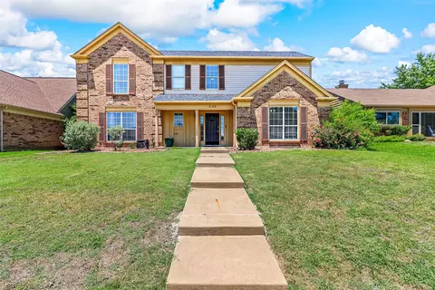 2113 Lavaca Trl, Carrollton, TX 75010