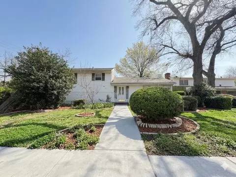 1300 Elmhurst Dr, Garland, TX 75041