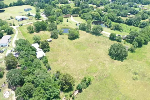 381 Paddock Dr #C, Mabank, TX 75156