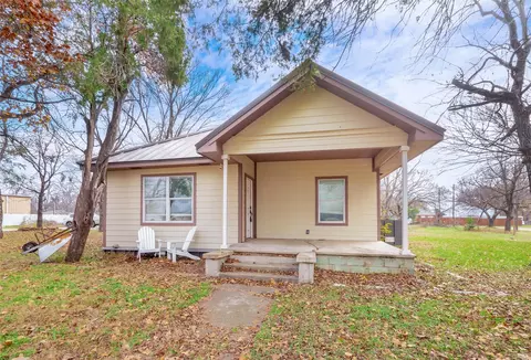 1209 New Dallas Hwy, Bellmead, TX 76705