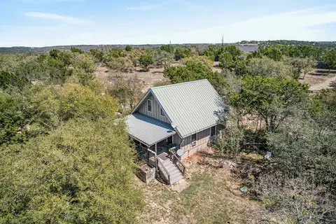 335 Gant Rd, Dripping Springs, TX 78620