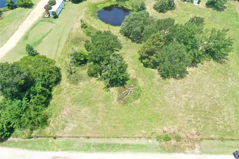 381 Paddock Dr #D, Mabank, TX 75156