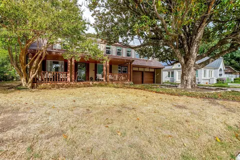 1505 N Riverside Dr, Fort Worth, TX 76111