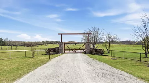 1470 Preston Rd, Denison, TX 75020
