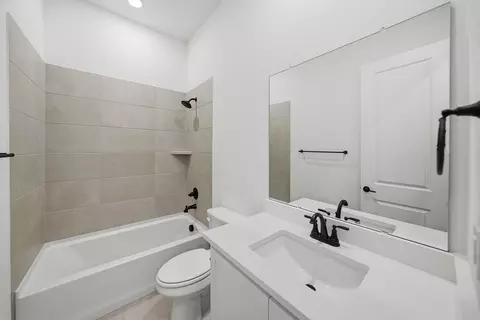 Bath - 728 Isabel St, Celina, TX 75009 photo 1 of 4